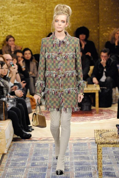Look 43